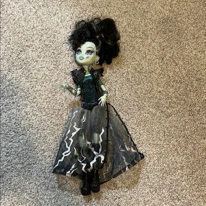 Frankie Ghouls Rule Monster High Doll in Black and Green